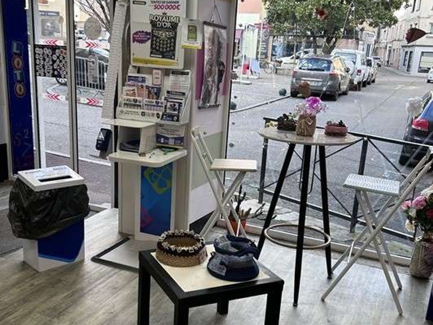 Urgent retraite Tabac Loto - Prix Bradé à Condrieu