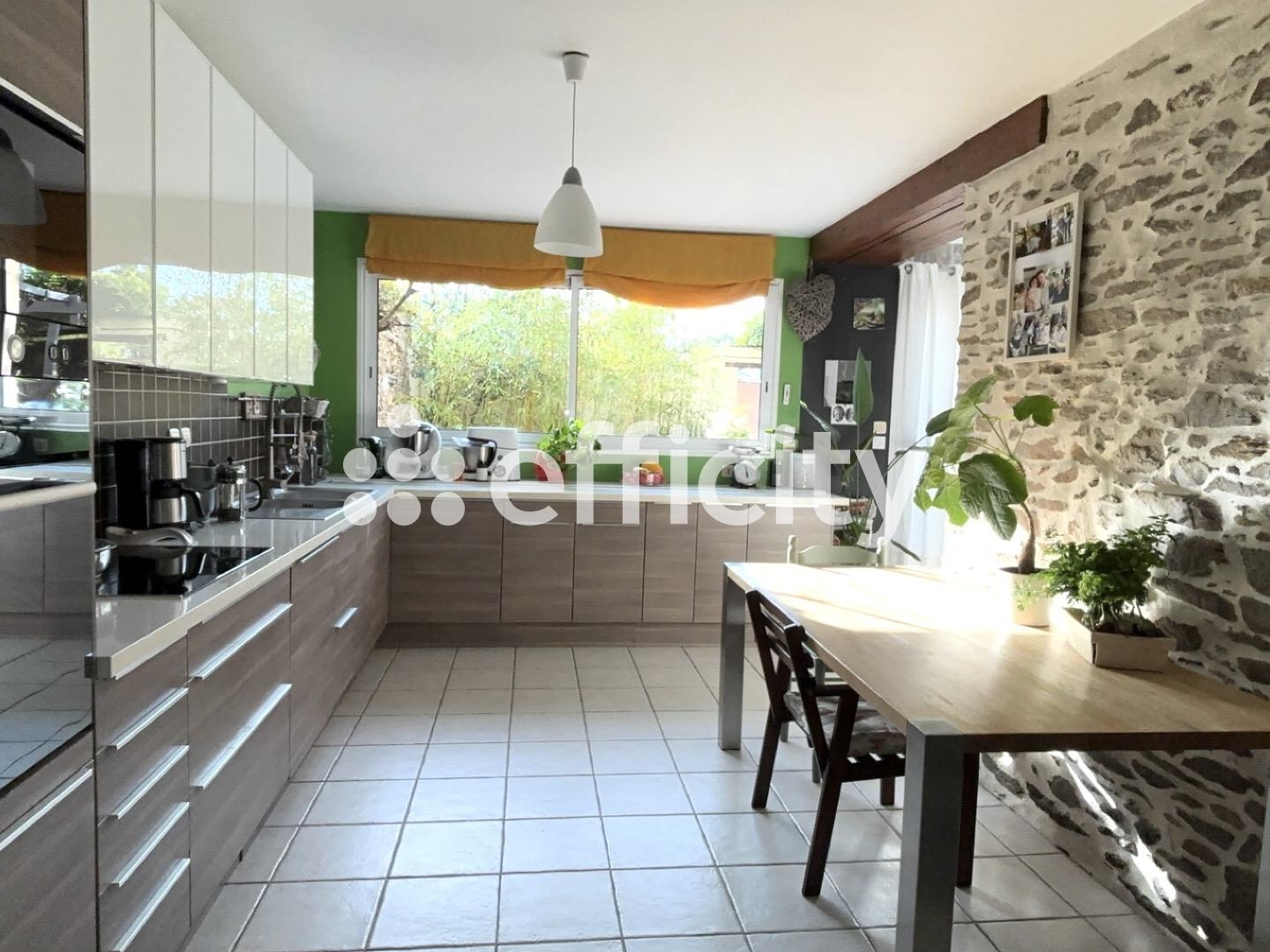 Maison 7 pièces 179 m²