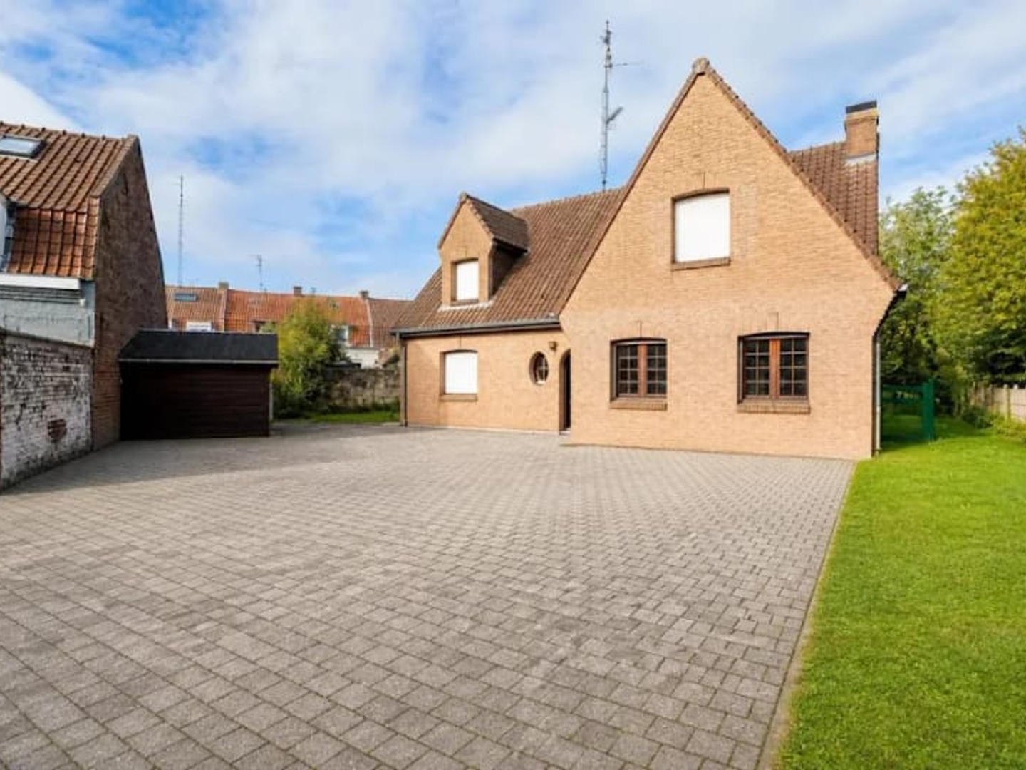 Maison 7 pièces 166 m²