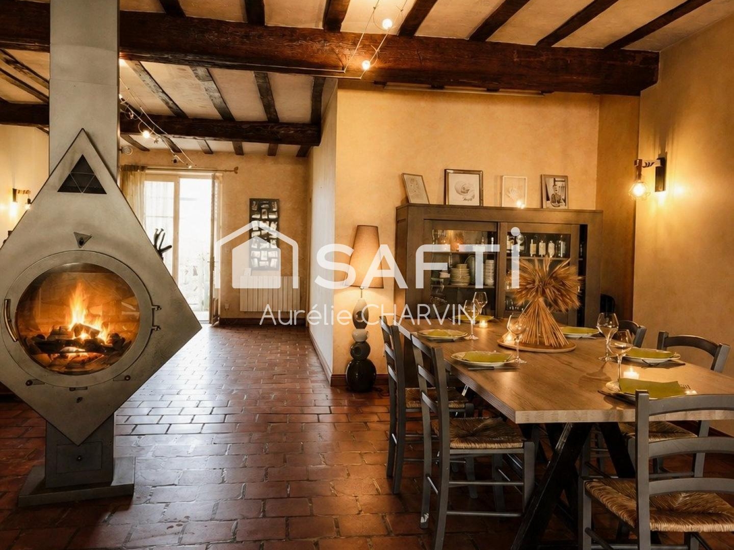 Maison Atypique 280 M2 : un potentiel unique !