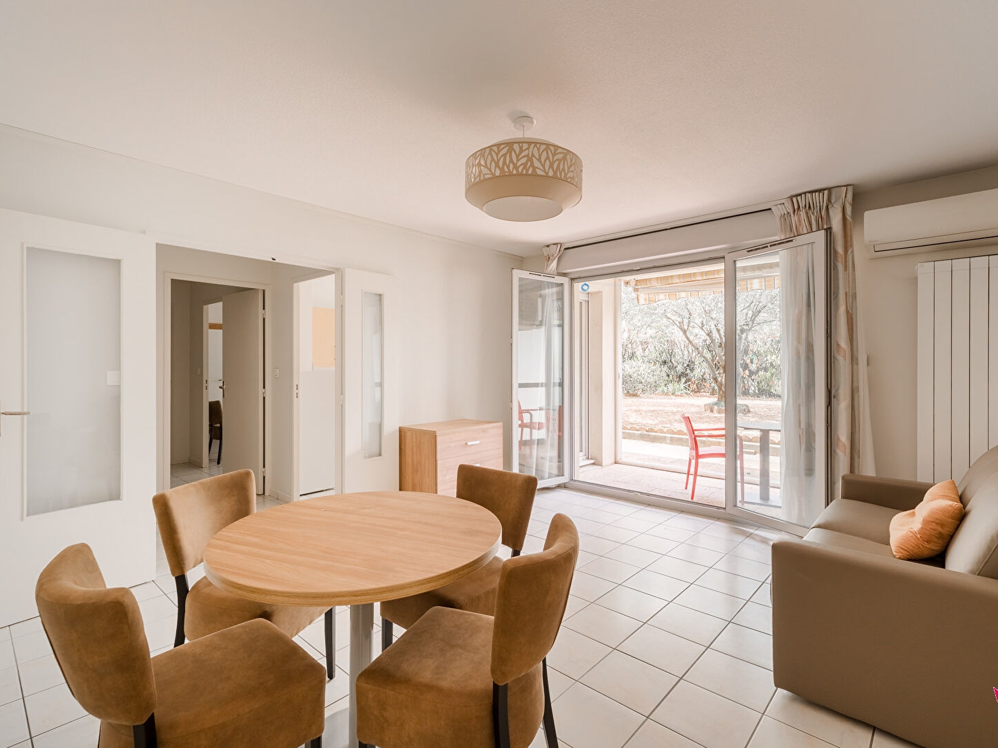 Appartement T2 rez-de-jardin au coeur du village