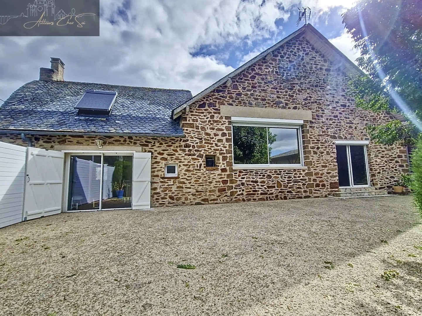 Maison 6 pièces 272 m²