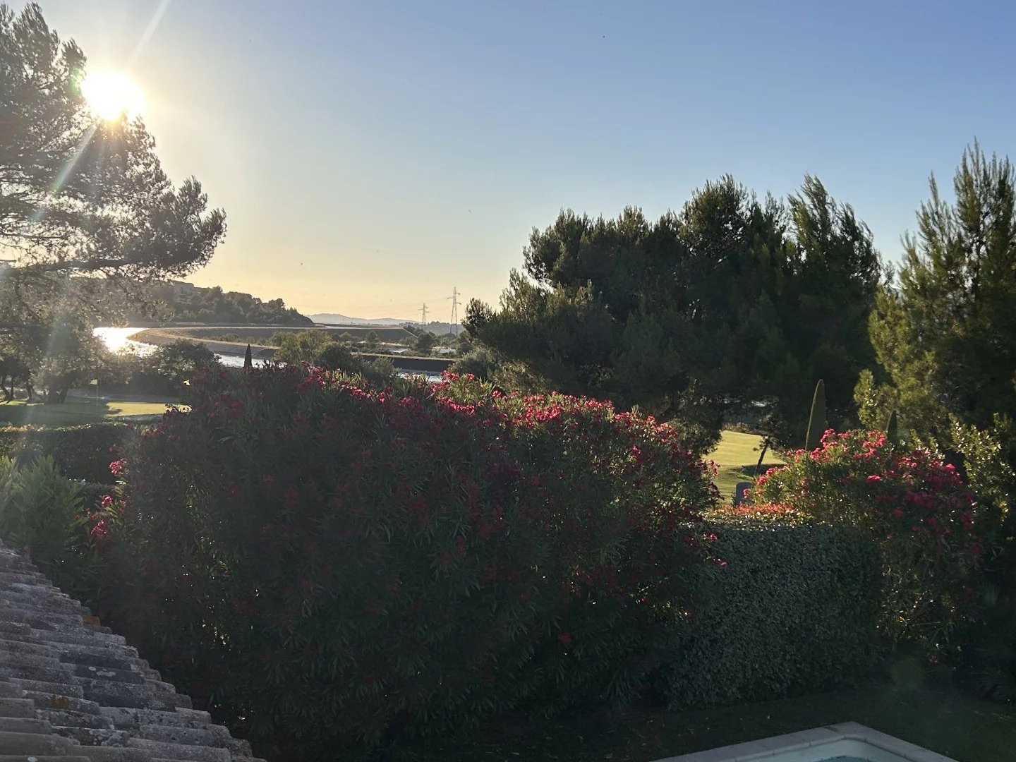 Maison à vendre - 5 pièces - 174m2 - Mallemort (13370)