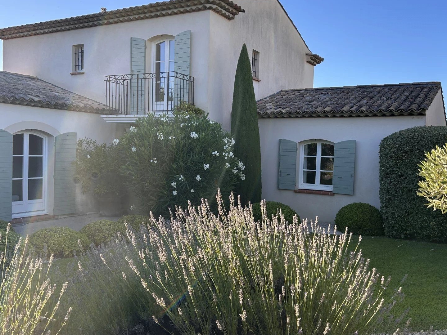 Maison à vendre - 5 pièces - 174m2 - Mallemort (13370)