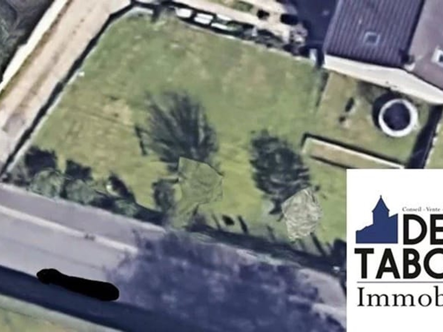 Terrain 439 m²