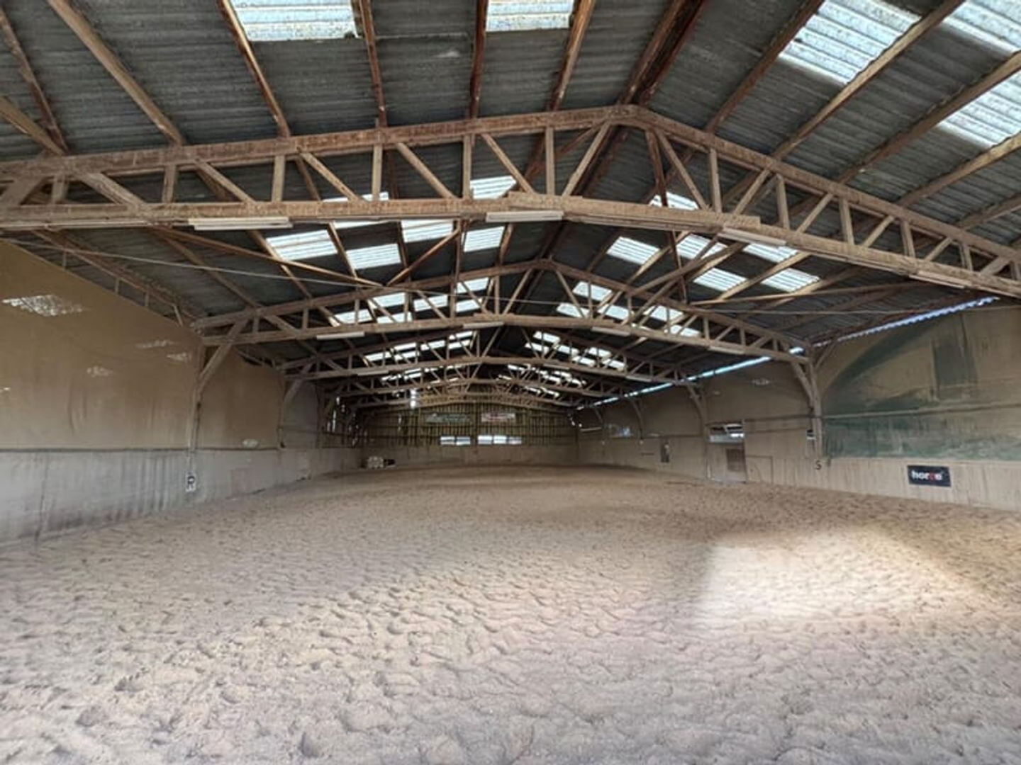 Magasin à vendre - 1 pièce - 27000m2 - Saint-Romain-De-C... (76430)
