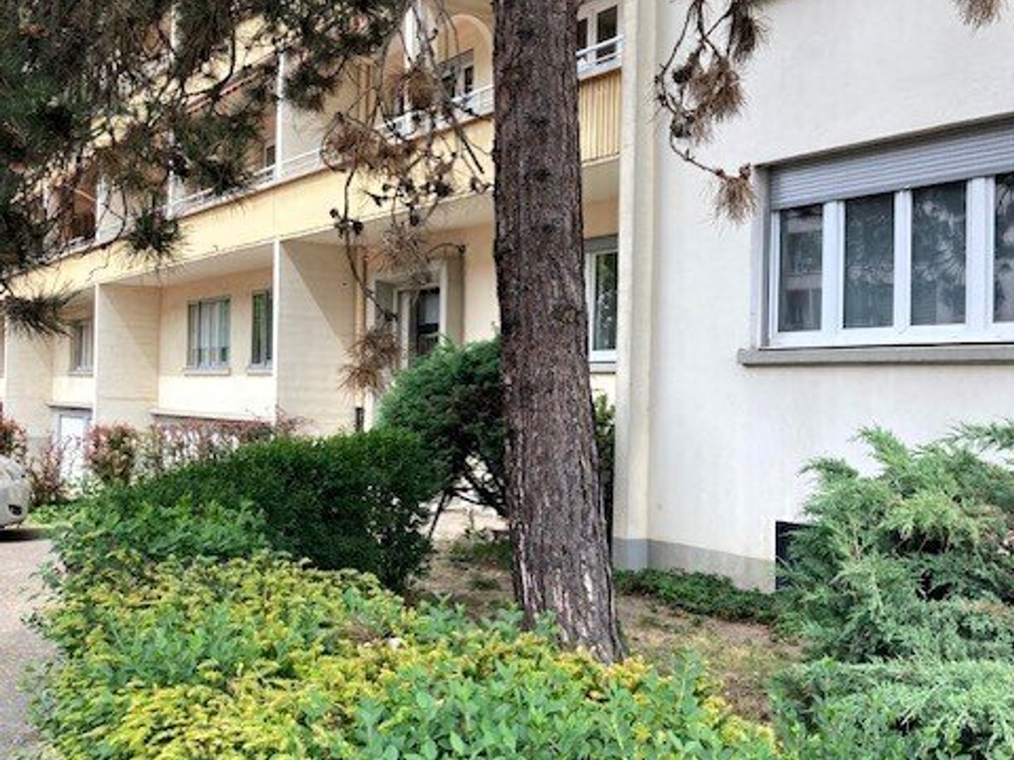 Appartement 3 pièces 95 m² Carrez avec garage