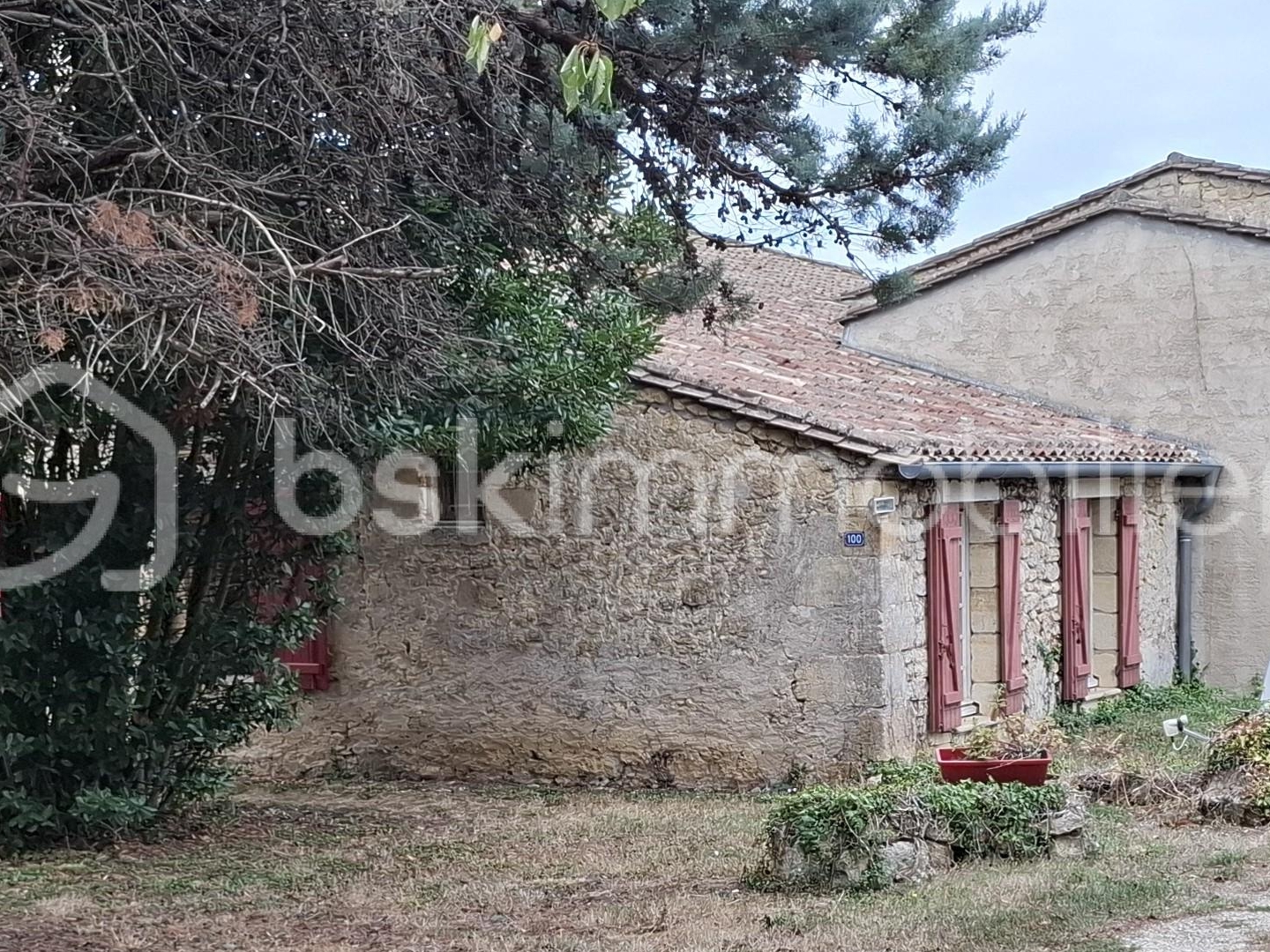 Maison 9 pièces 299 m²