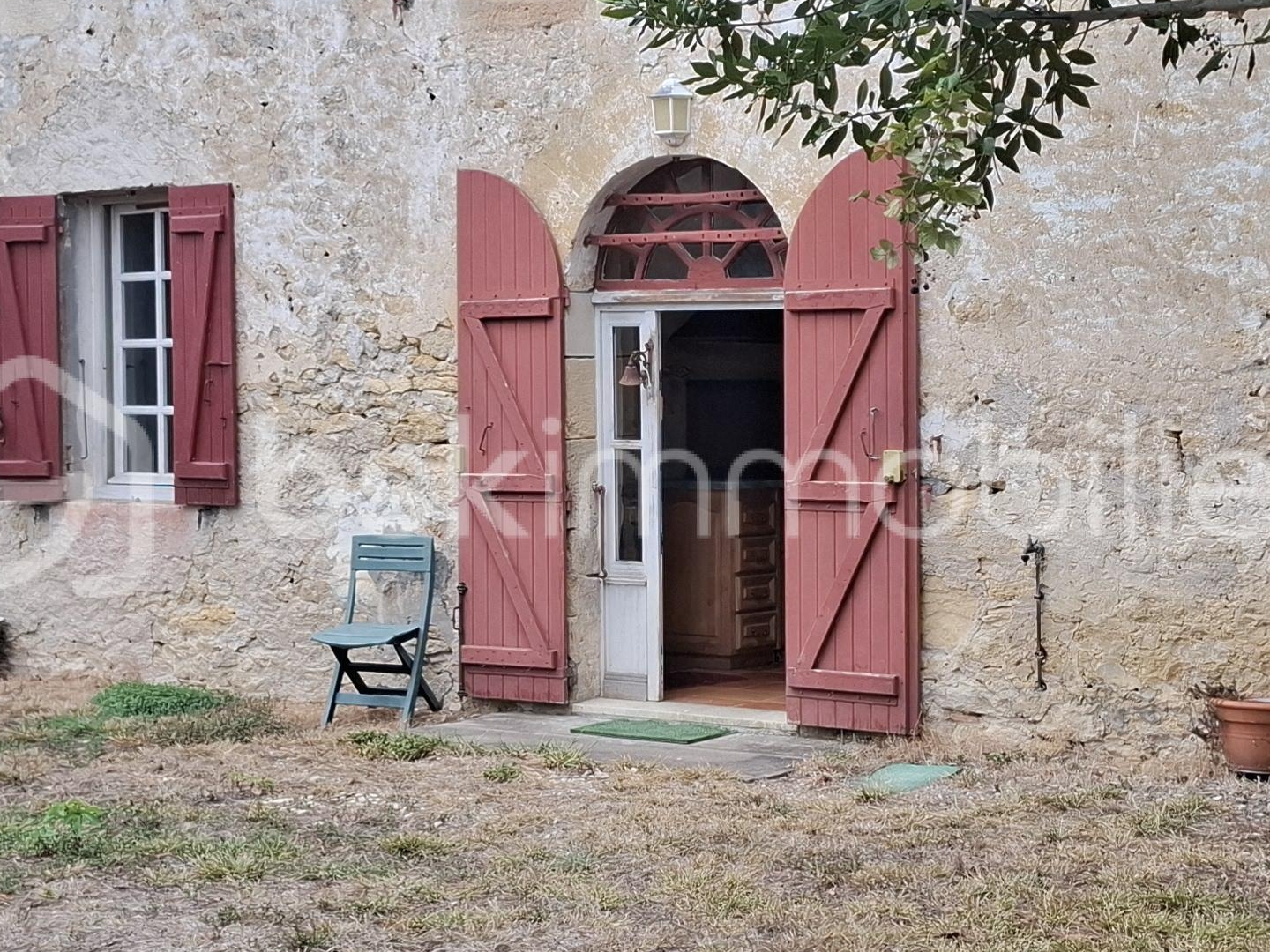 Maison à vendre - 9 pièces - 299m2 - Ruch (33350)