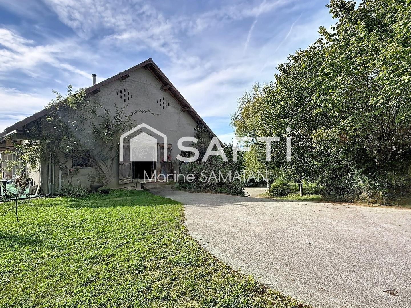 Appartement à rénover avec jardin et combles