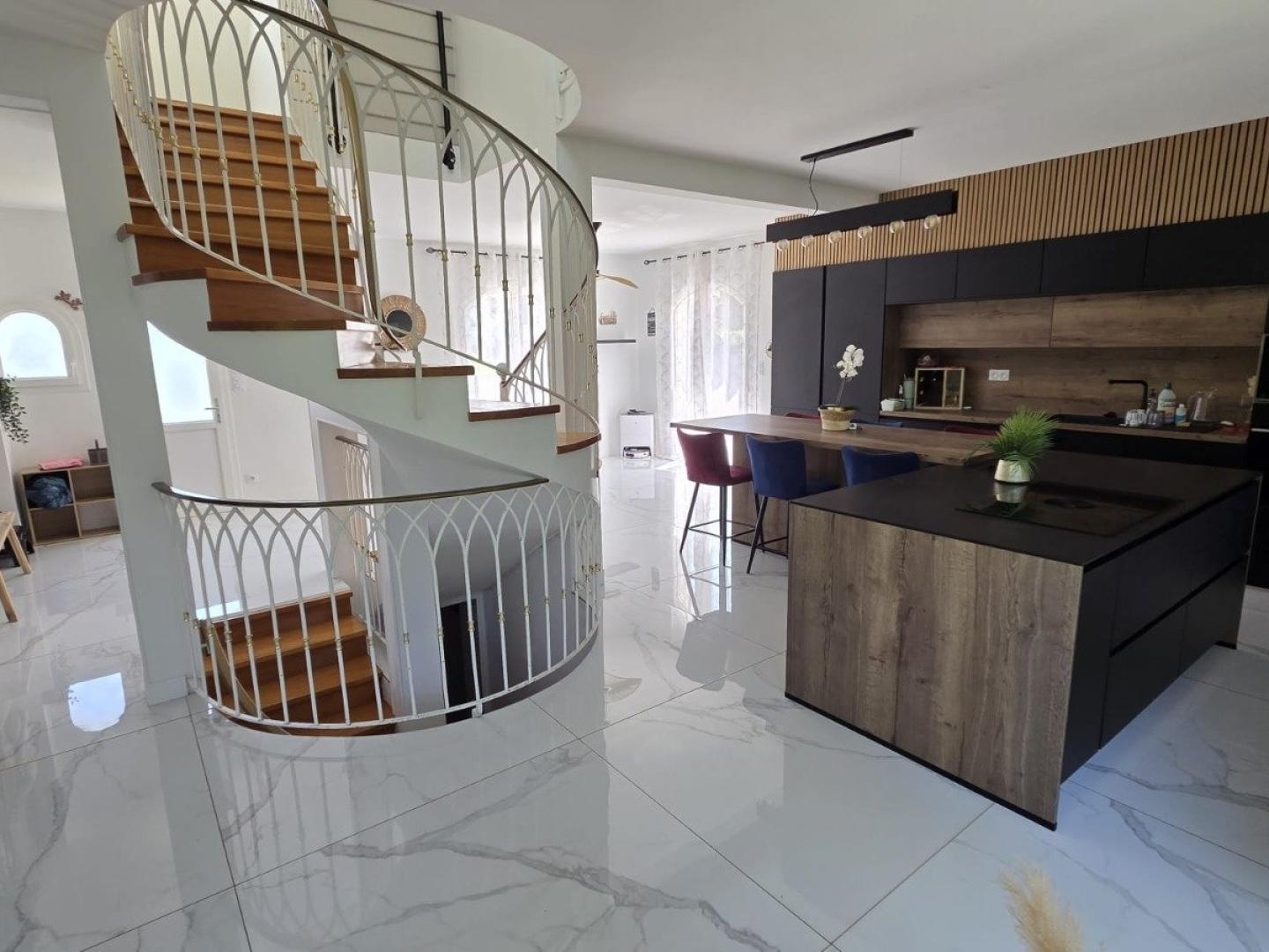 Maison 4 chambres avec T2 - 35780 - LA RICHARDAIS