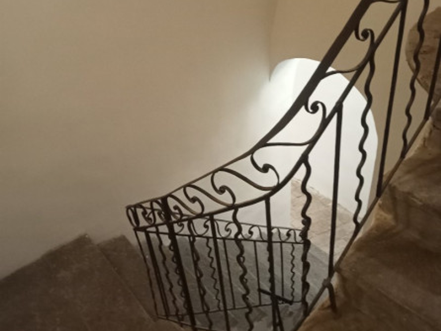 Immeuble à vendre - 276m2 - Ganges (34190)