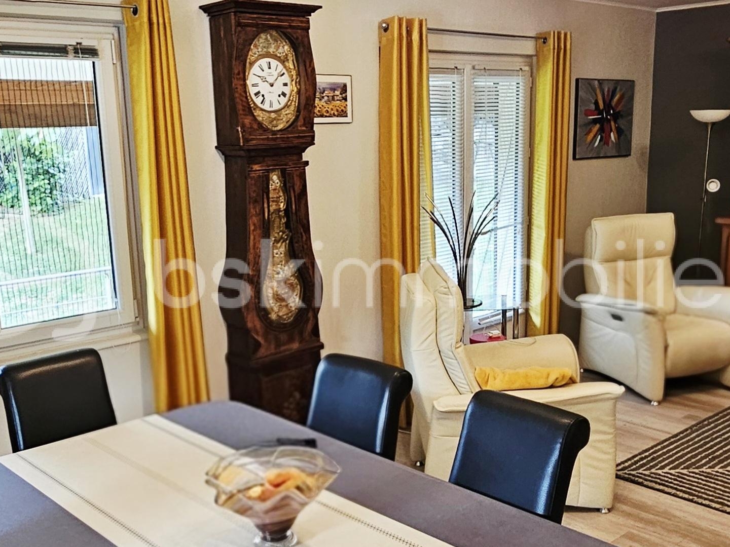 Maison à vendre - 7 pièces - 150m2 - Champeix (63320)