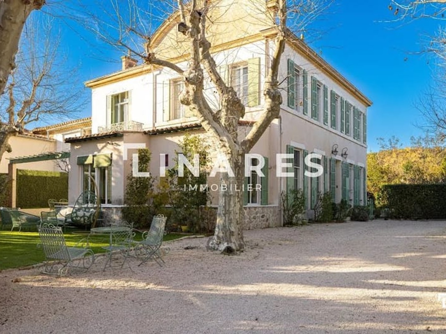 Maison 7 pièces 285 m²