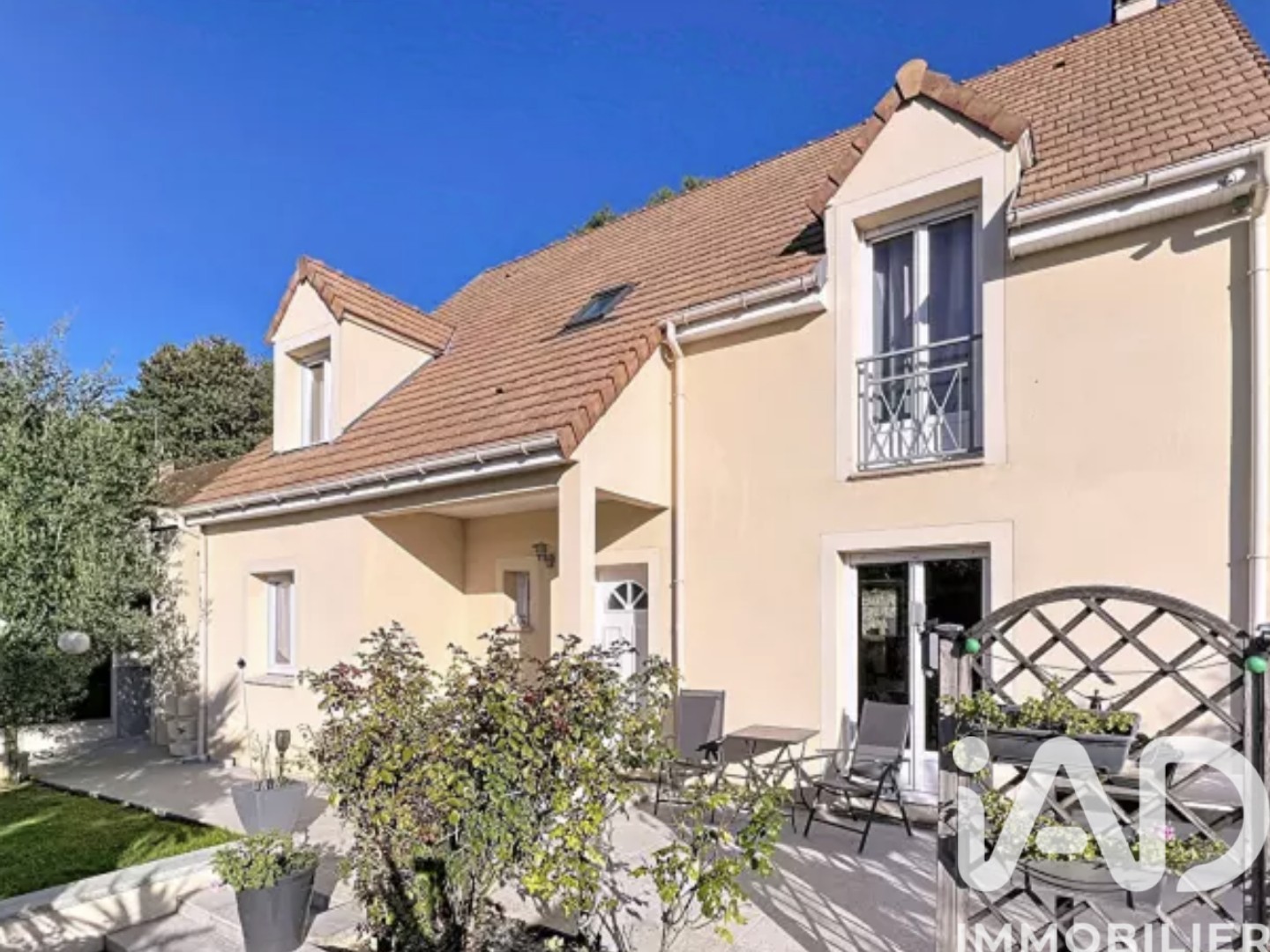 Maison 8 pièces 180 m²
