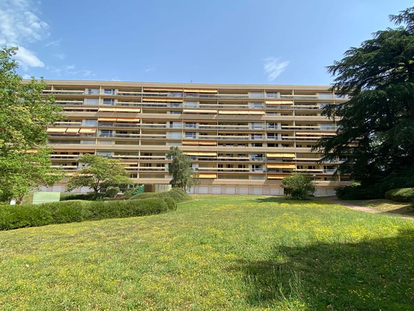 Appartement 6 pièces 140 m²