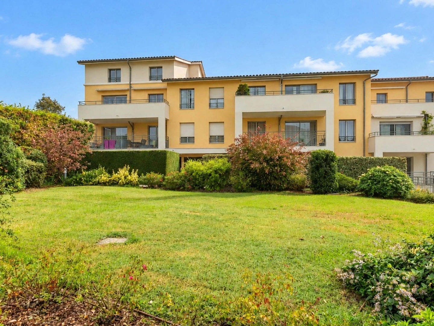 Appartement à vendre - 4 pièces - 97m2 - Dardilly (69570)