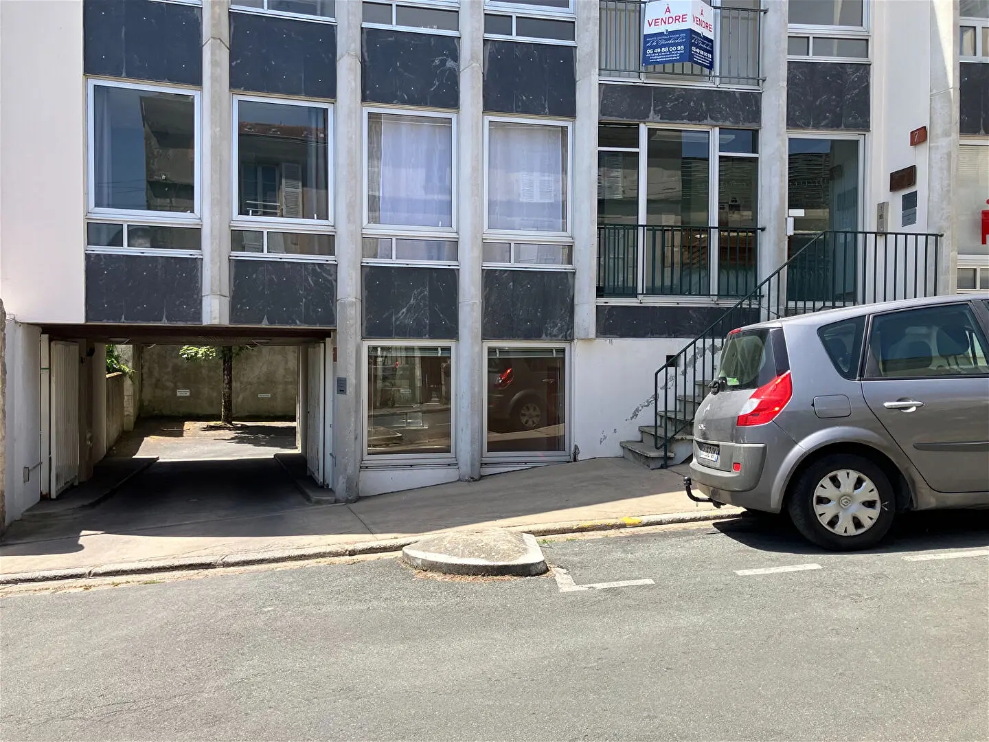 Local commercial 1 pièce 40 m²