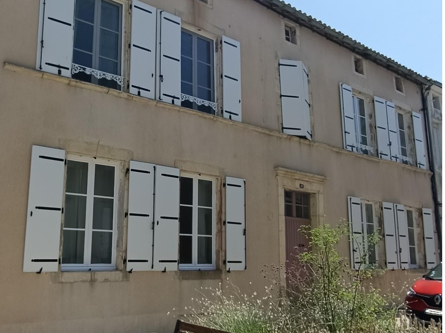 Maison 6 pièces 250 m²