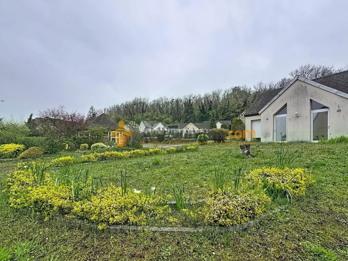 Maison 90 pièces 2900 m²