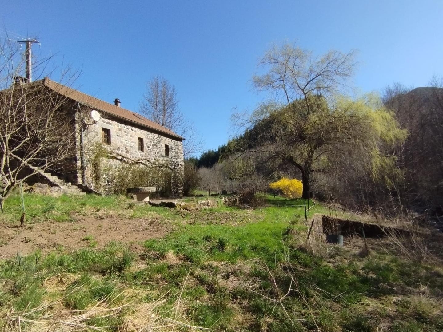 Maison à vendre - 4 pièces - 80m2 - La Rochette (07310)