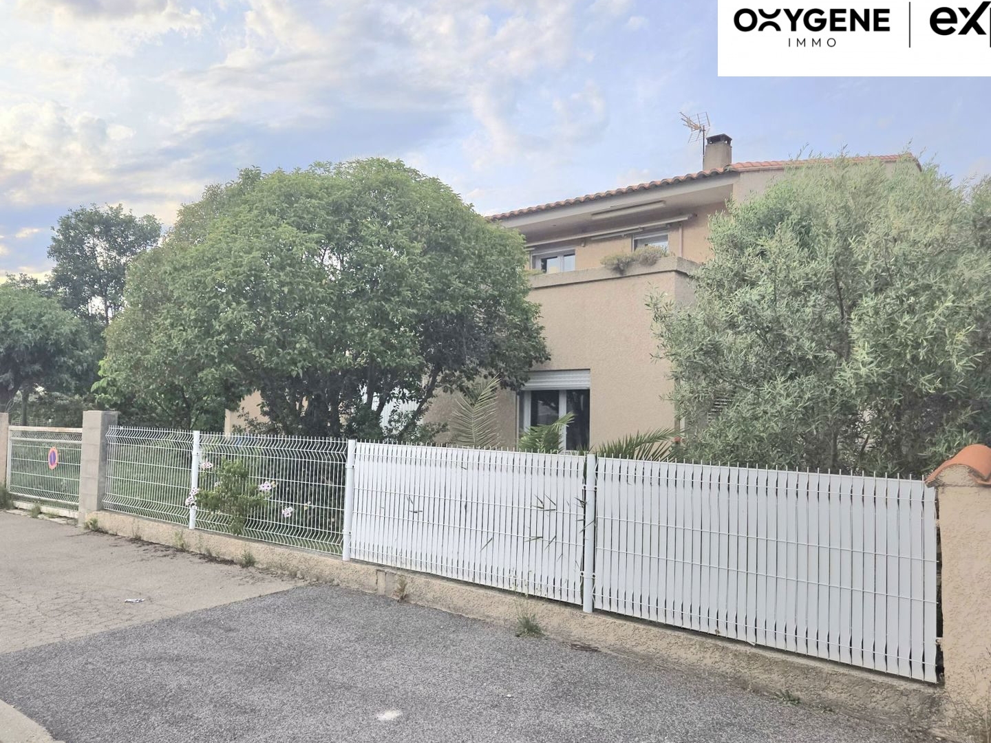 MAISON F7 (146 m²) + ATELIER à argeles sur mer
