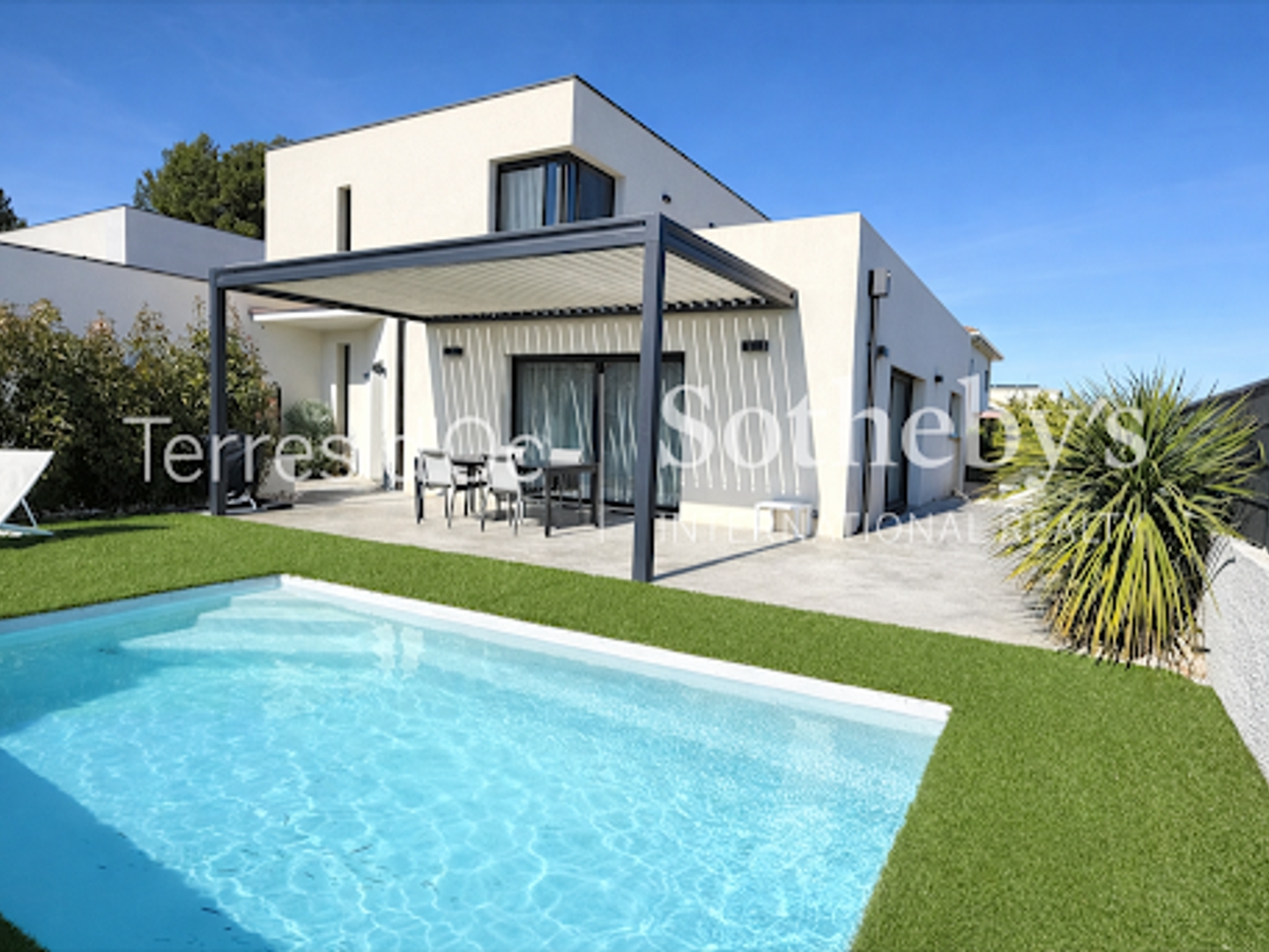 Maison 5 pièces 207 m²