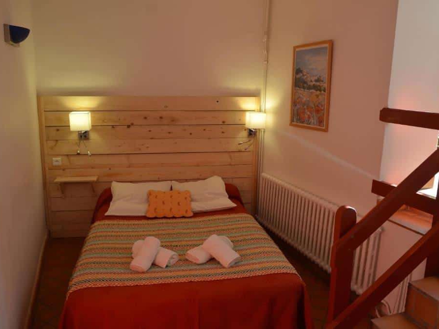 A vendre hôtel restaurant de 13 ch à Bonnieux