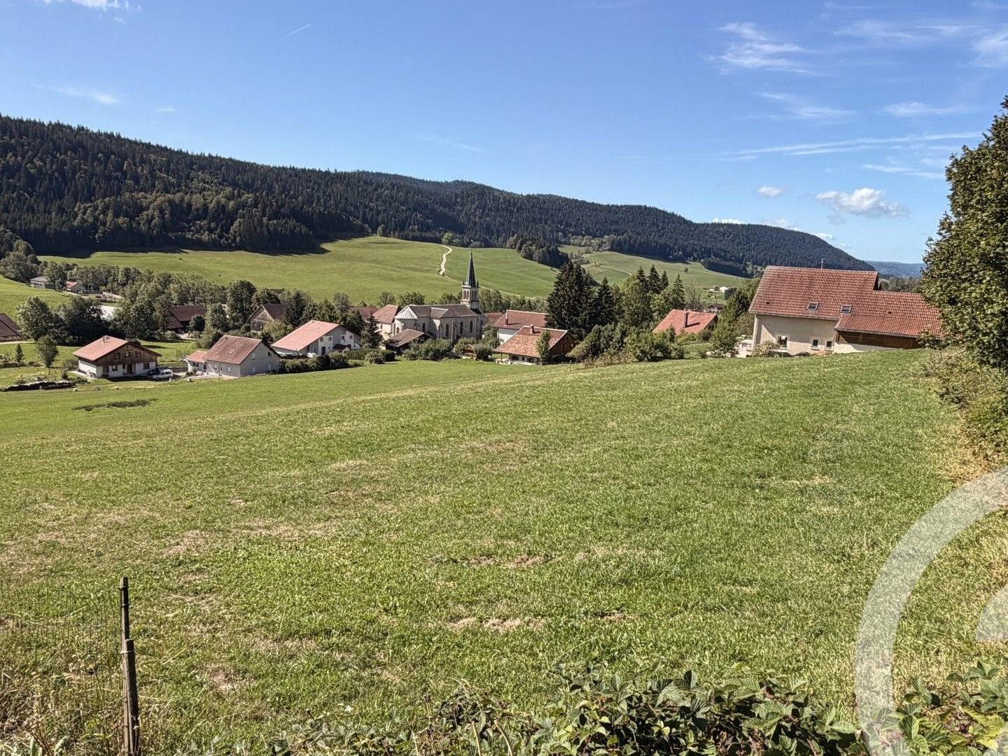 Terrain 800 m²