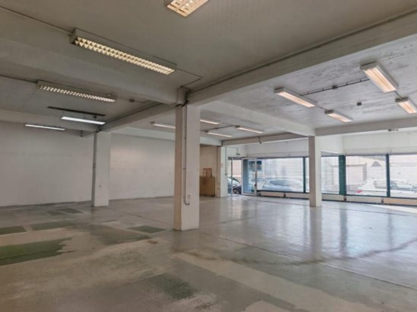 Magasin à vendre - 1 pièce - 383m2 - Sélestat (67600)