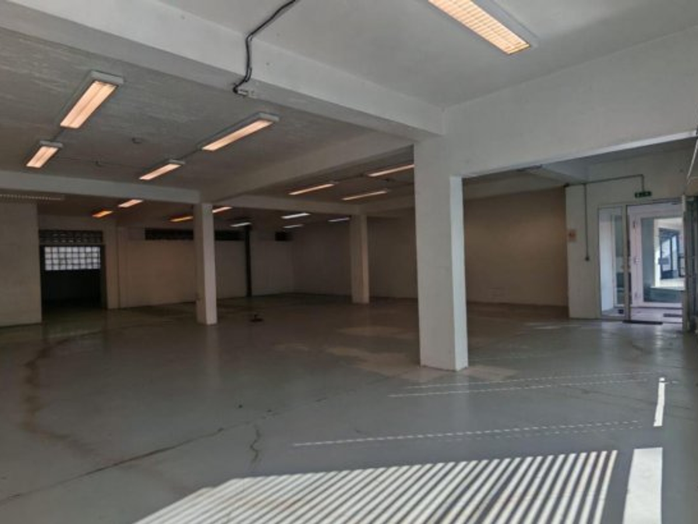 Magasin à vendre - 1 pièce - 383m2 - Sélestat (67600)