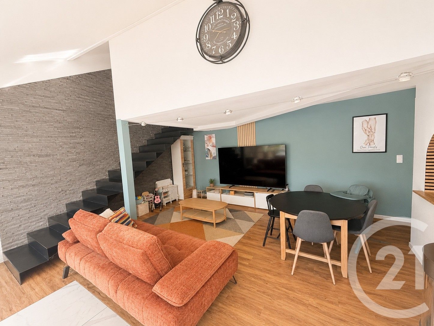 Appartement à vendre - 4 pièces - 105m2 - Dommartin (25300)