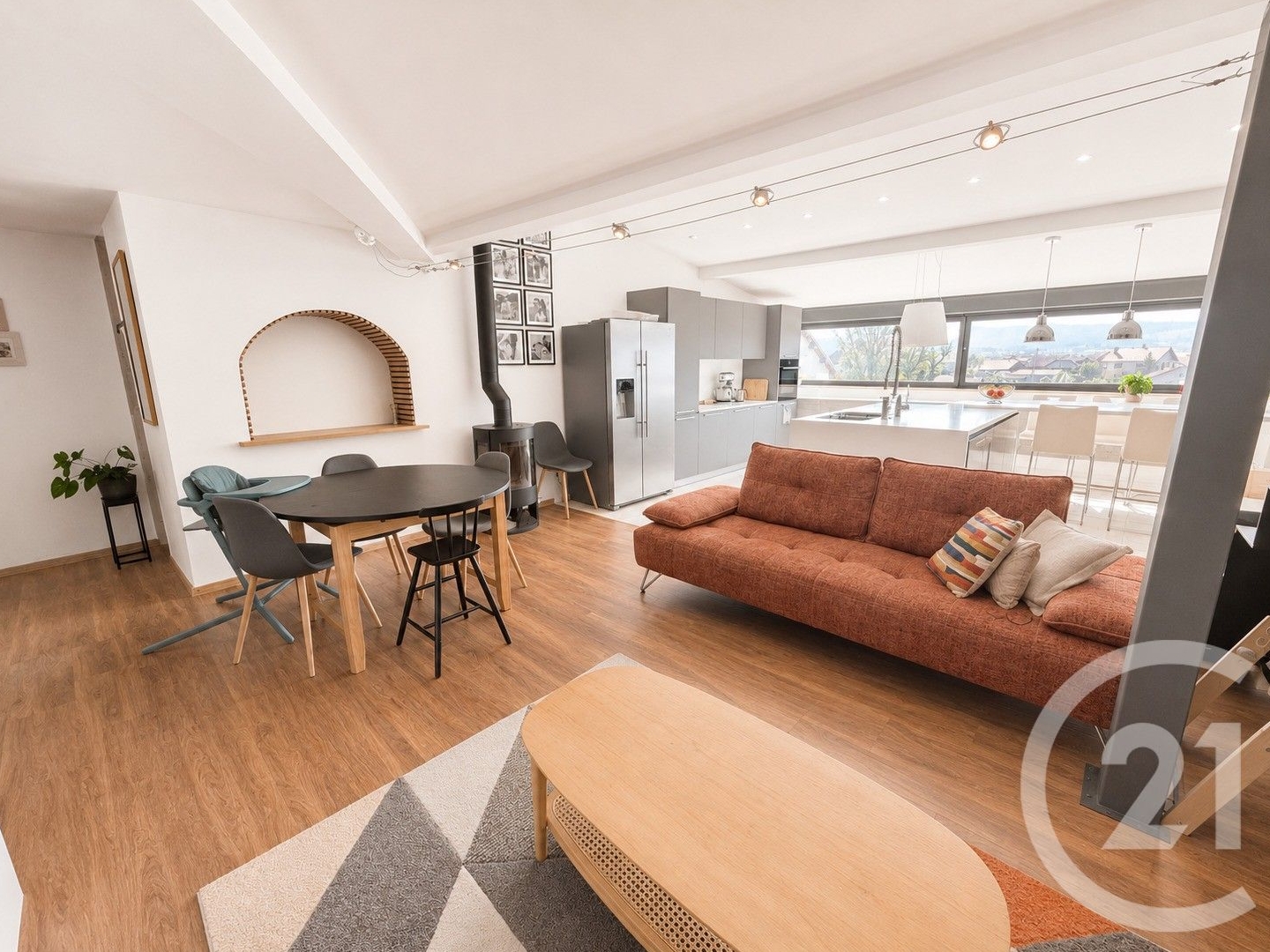 Appartement à vendre - 4 pièces - 105m2 - Dommartin (25300)