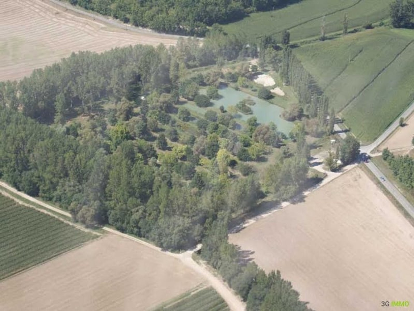 Terrain 50 m²