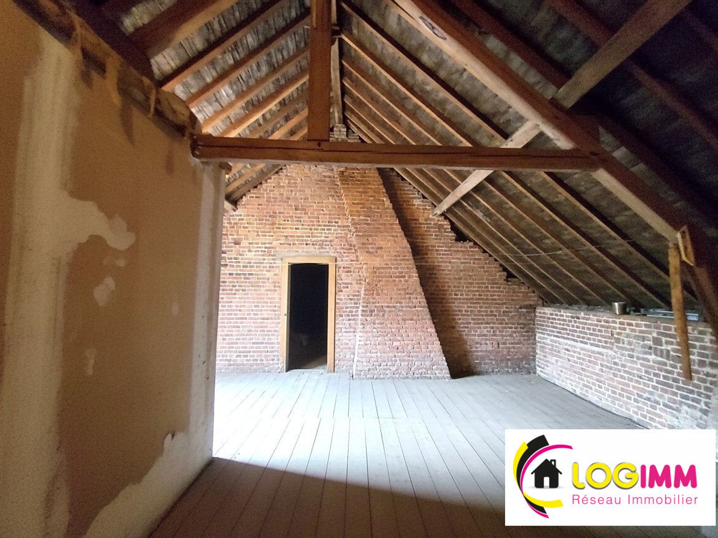 Ensemble immobilier de 2 maisons à rénover