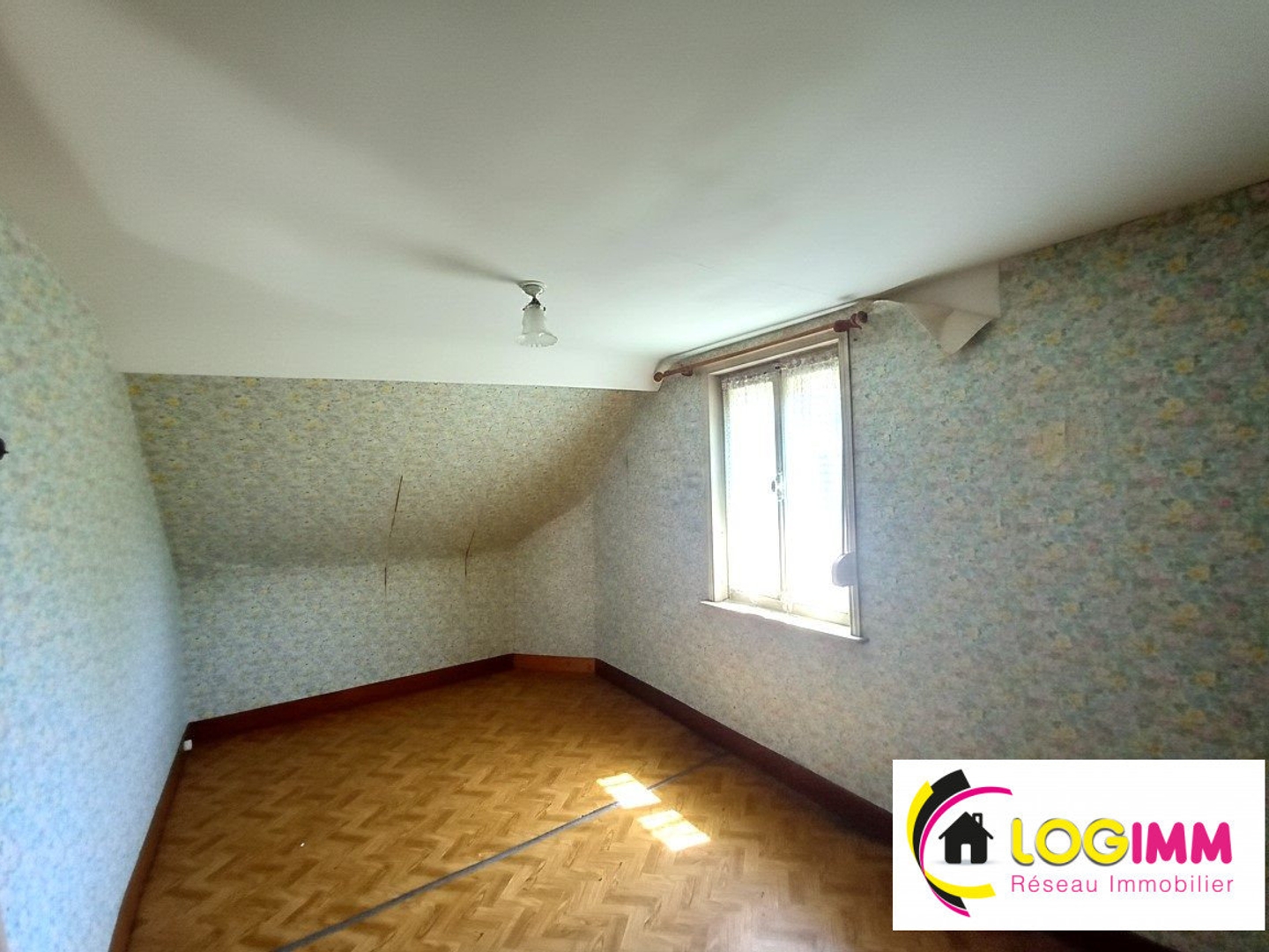 Immeuble à vendre - 5 pièces - 114m2 - Englefontaine (59530)