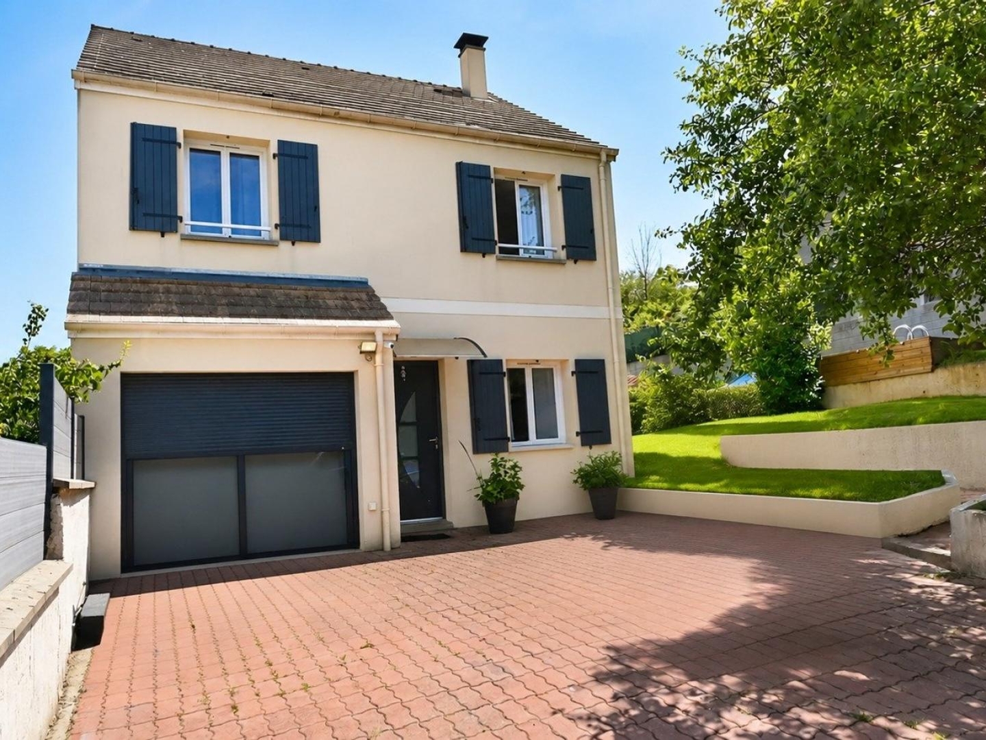 Maison édifiée en 2013 dans une impasse au calme