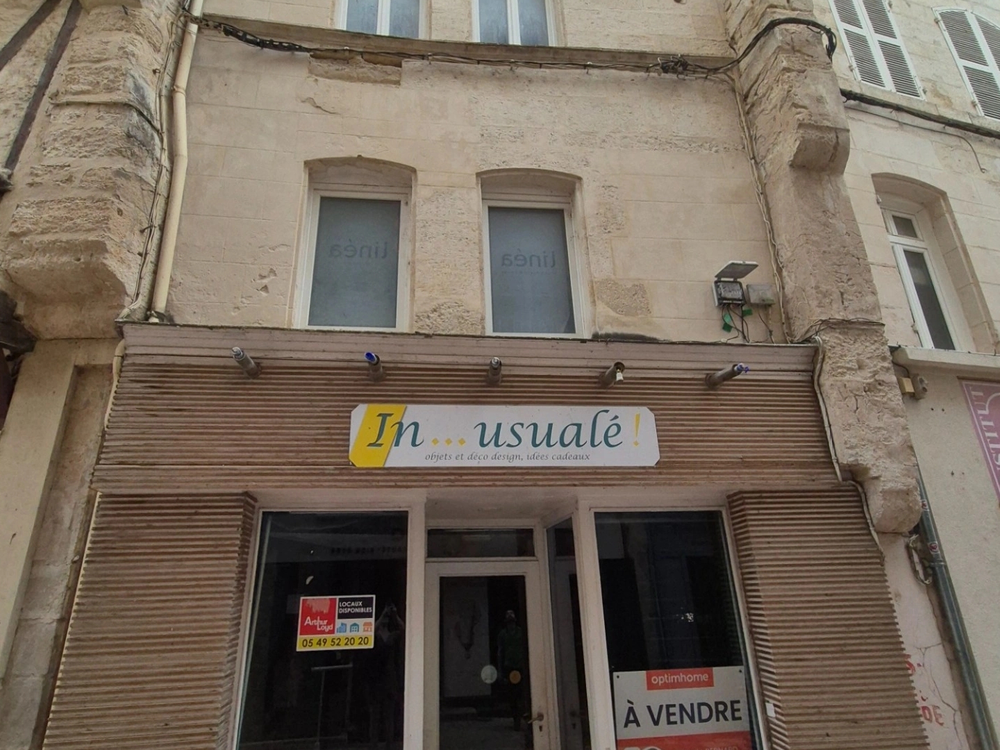 Immeuble d'habitation avec boutique à vendre NIORT (79)