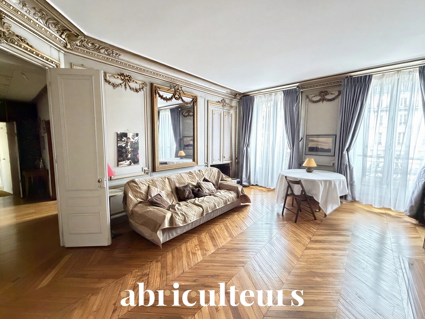 Vaste appartement de charme, Élégance p...