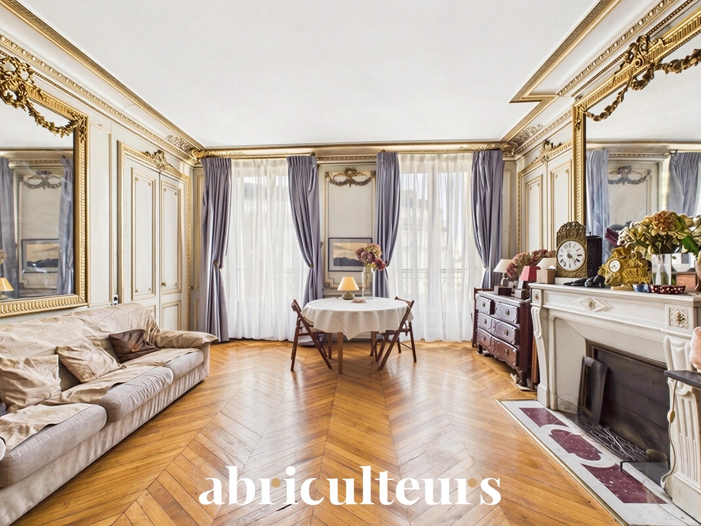 Appartement à vendre - 5 pièces - 130m2 - Paris 10e (75010)