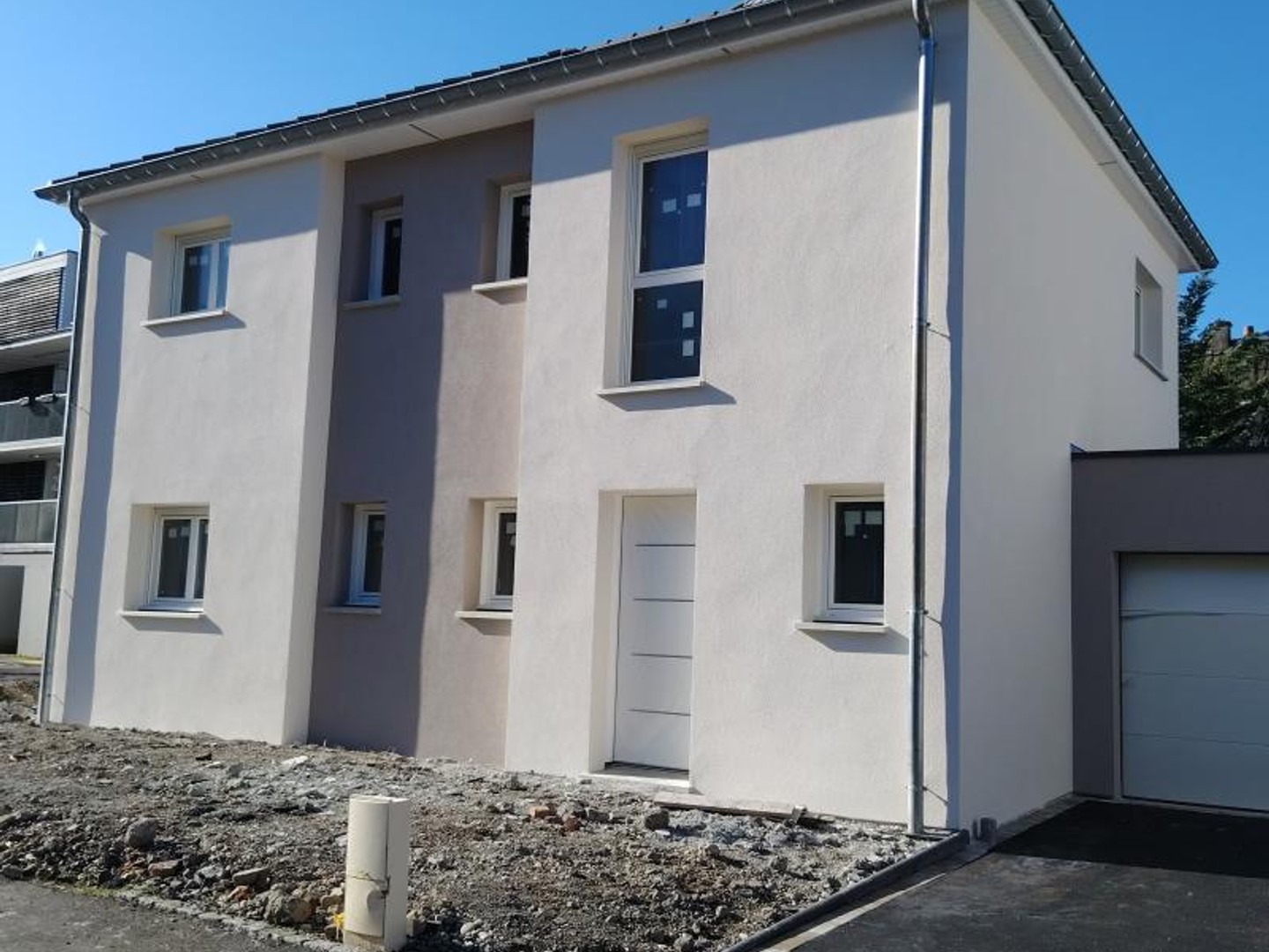 Maison contemporaine, à Mulhouse limite Illzach