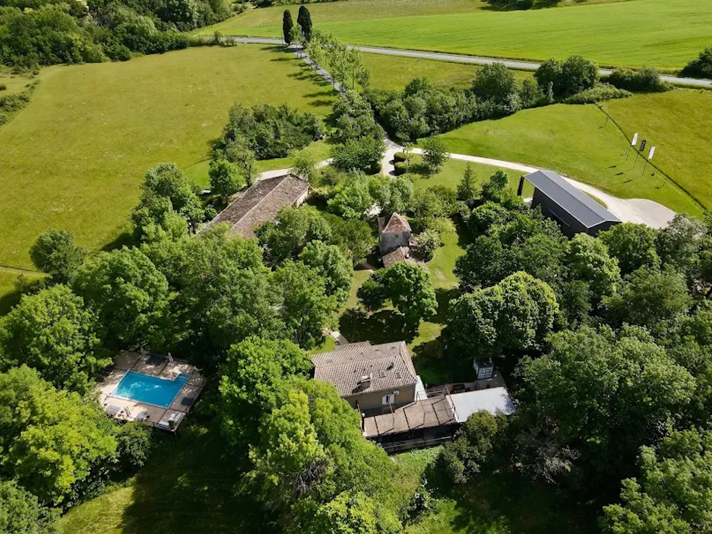 Maison 18 pièces 924 m²
