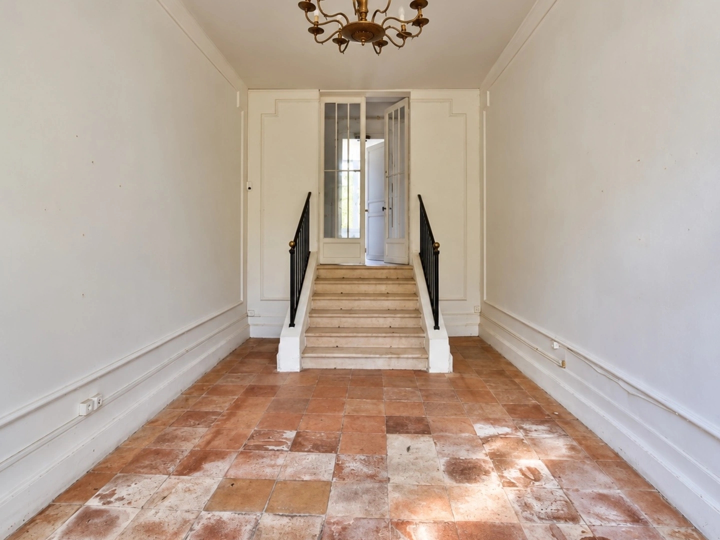 Maison à vendre - 6 pièces - 255m2 - Coutras (33230)