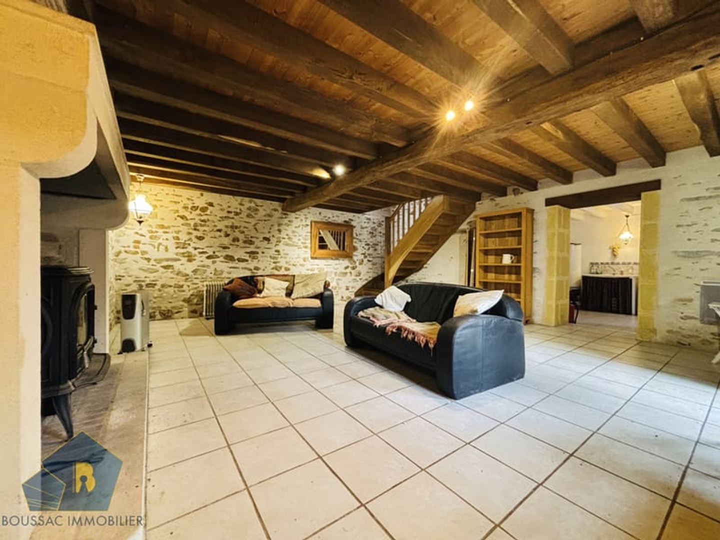 Maison à vendre - 4 pièces - 127m2 - Saint-Saturnin (18370)