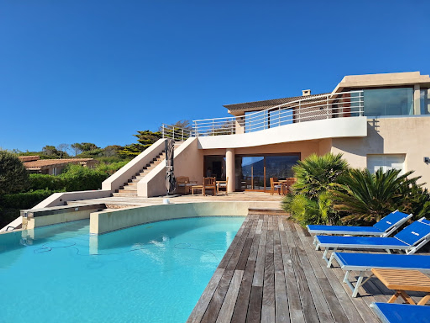 Maison à vendre - 7 pièces - 300m2 - L'île-Rousse (20220)