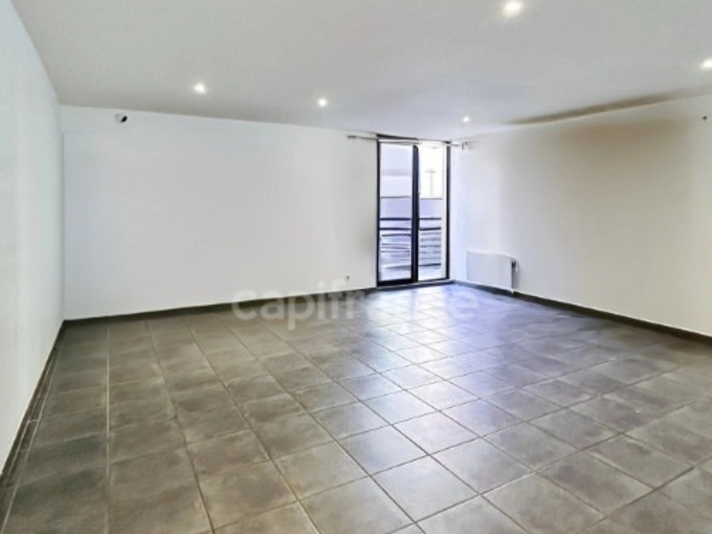 Appartement 8 pièces 143 m²