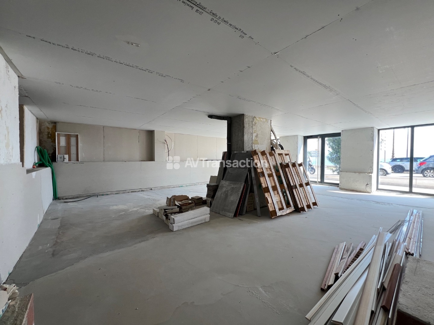 Locaux à vendre - 2 pièces - 80m2 - Ajaccio (20000)