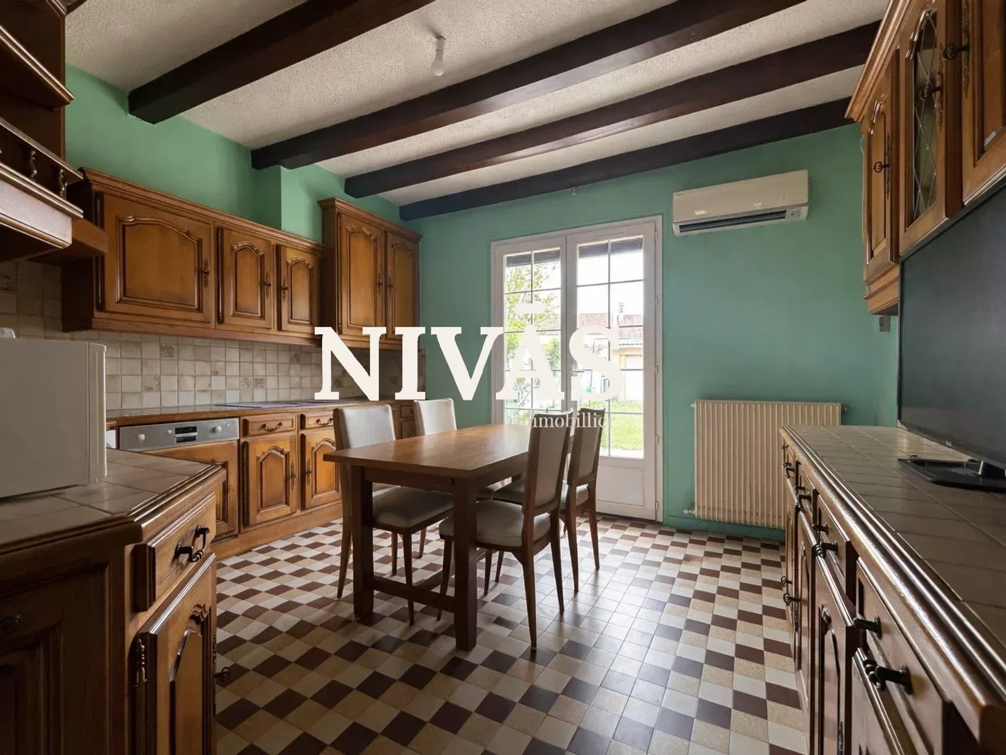 Appartement à vendre - 6 pièces - 151m2 - Goussainville (95190)