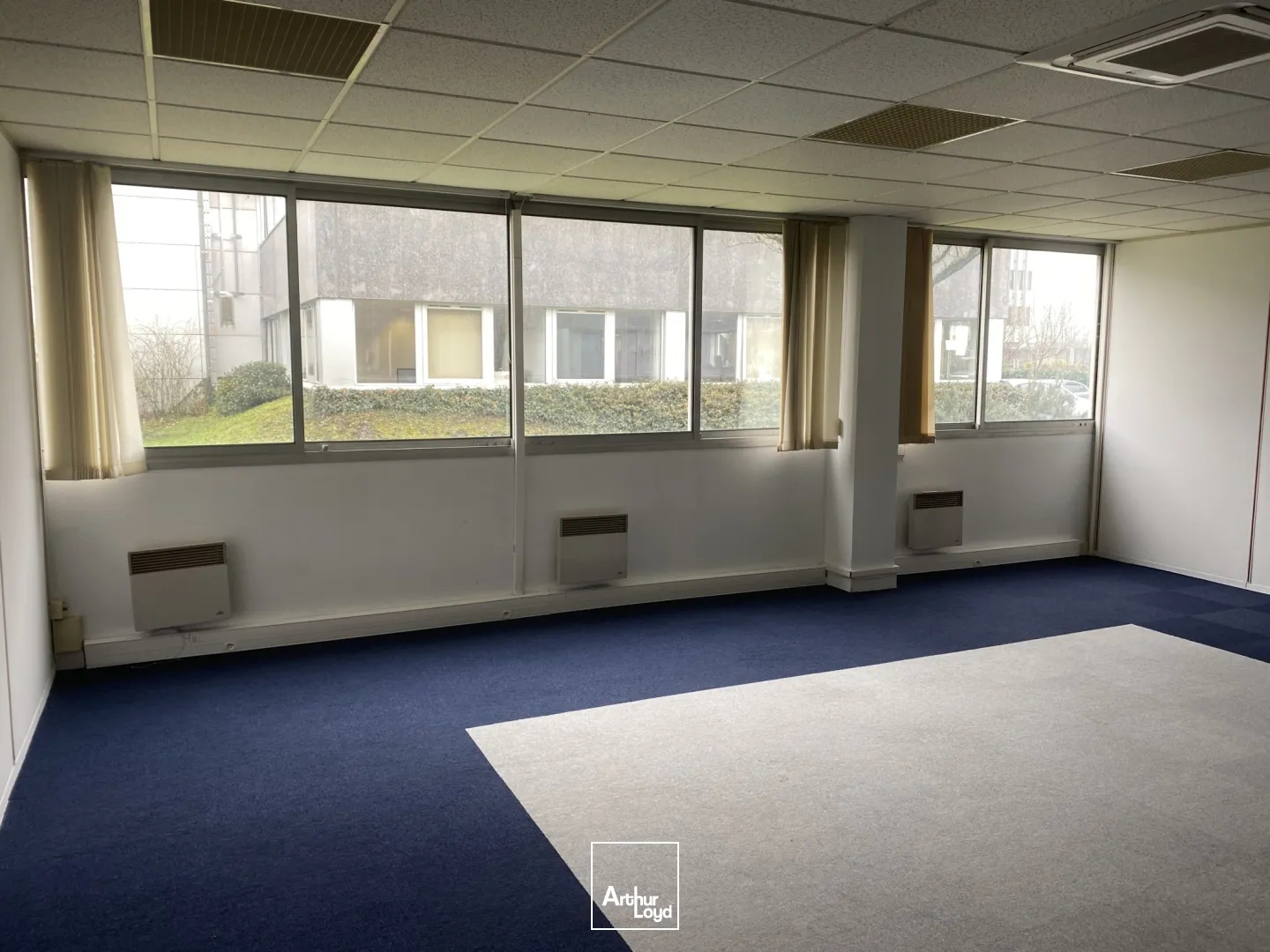 Bureaux à vendre - 367m2 - Bordeaux (33300)