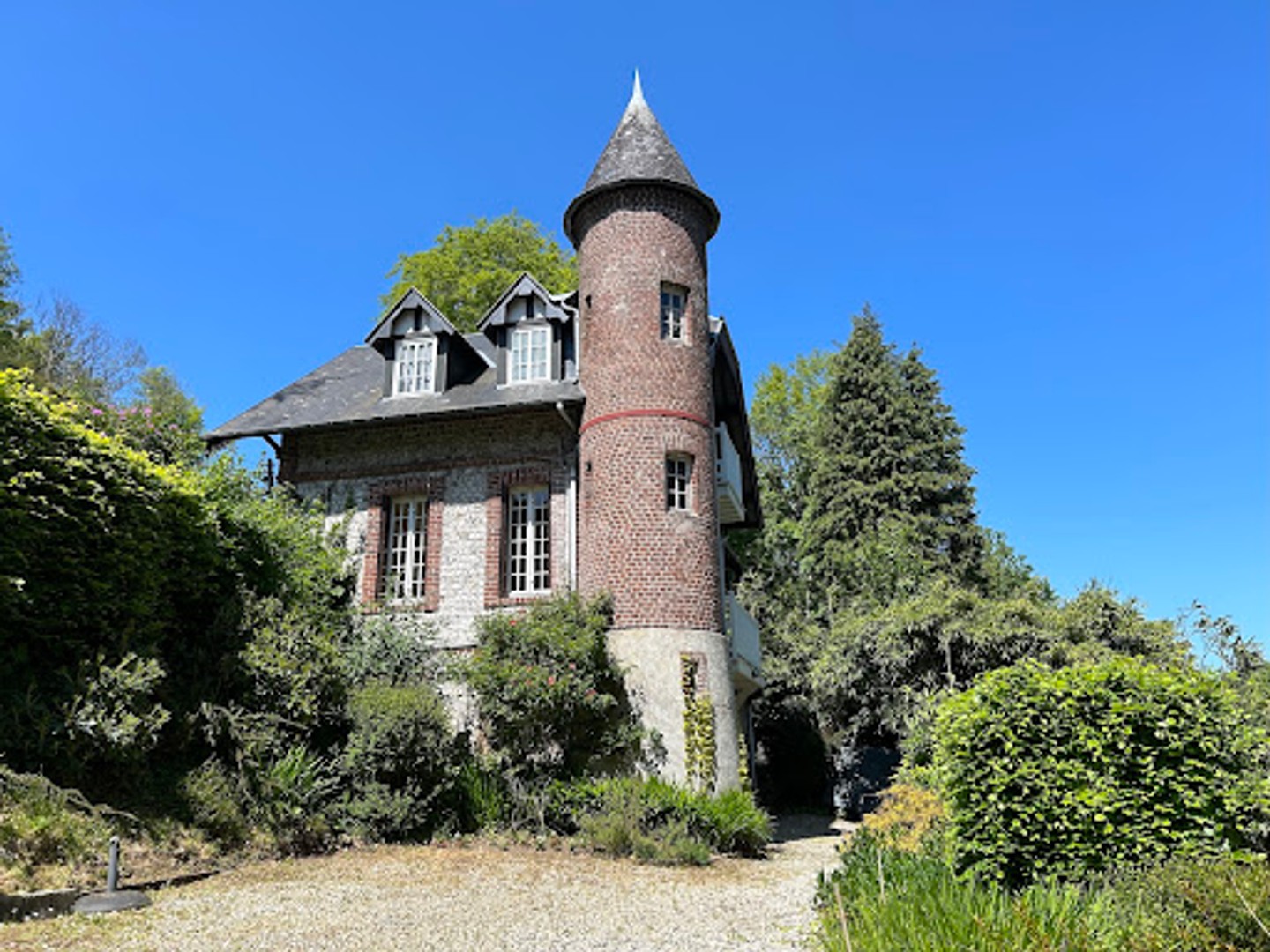 Villa 6 pièces 100 m²